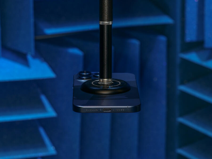 iPhone 15 Pro Max in anechoic chamber